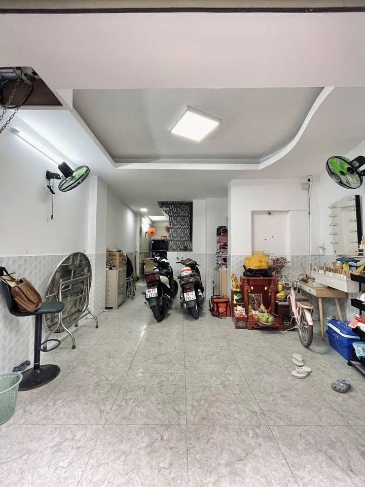 NHỈNH 3.5 tỷ - 41m2 - KD Sầm Uất - Ô TÔ cách nhà 8m - Ngang lớn 4.6m - Ảnh chính